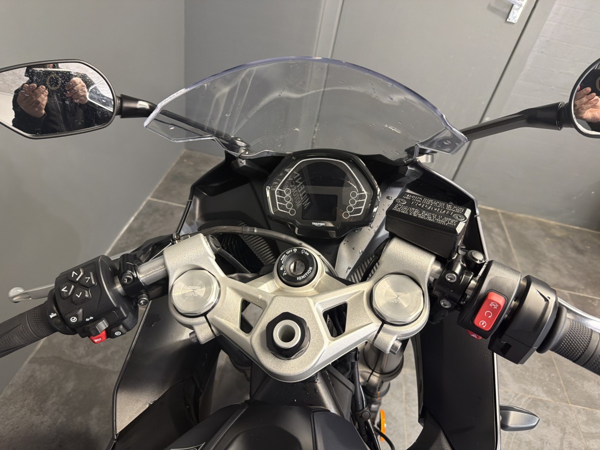Used Triumph DAYTONA 660 2024 for sale - 78683452: Photo 8