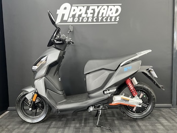 Used MG E4 1200W 45kmh 2022 for sale - bike-78395961: Photo