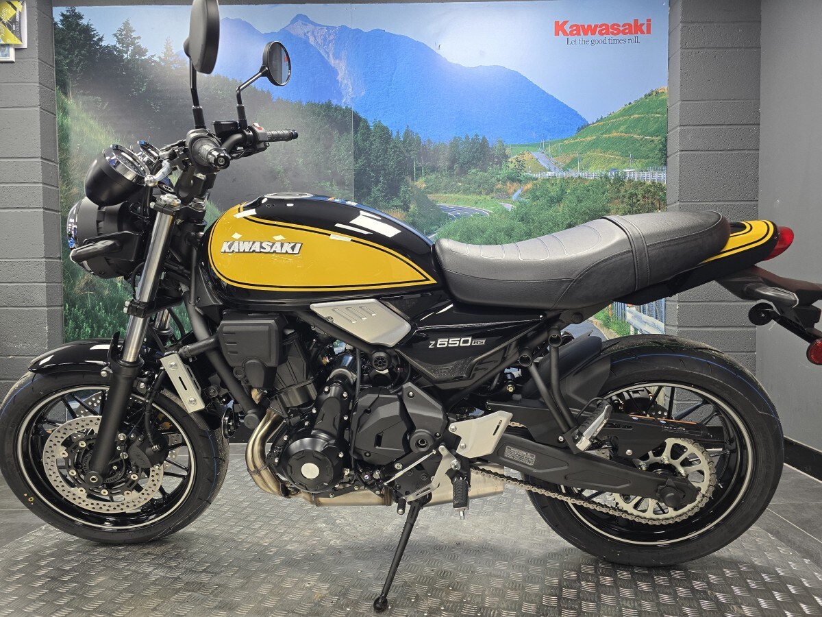 Used Kawasaki Z650 RS ER650RSFBB for sale - 78393808: Photo 4