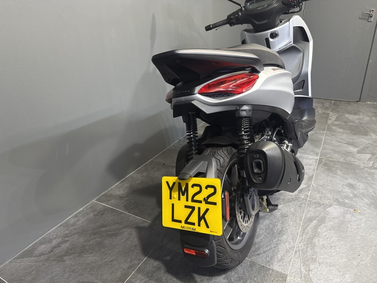 Used Piaggio BEVERLY S 300 2022 for sale - 78395449: Photo 10