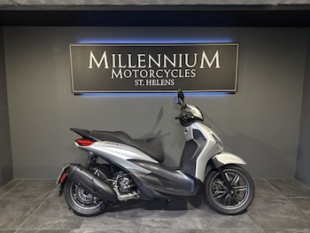 Used Piaggio BEVERLY S 300 2022 for sale - bike-78395449: Photo