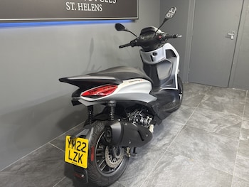 Used Piaggio BEVERLY S 300 2022 for sale - bike-78395449: Photo