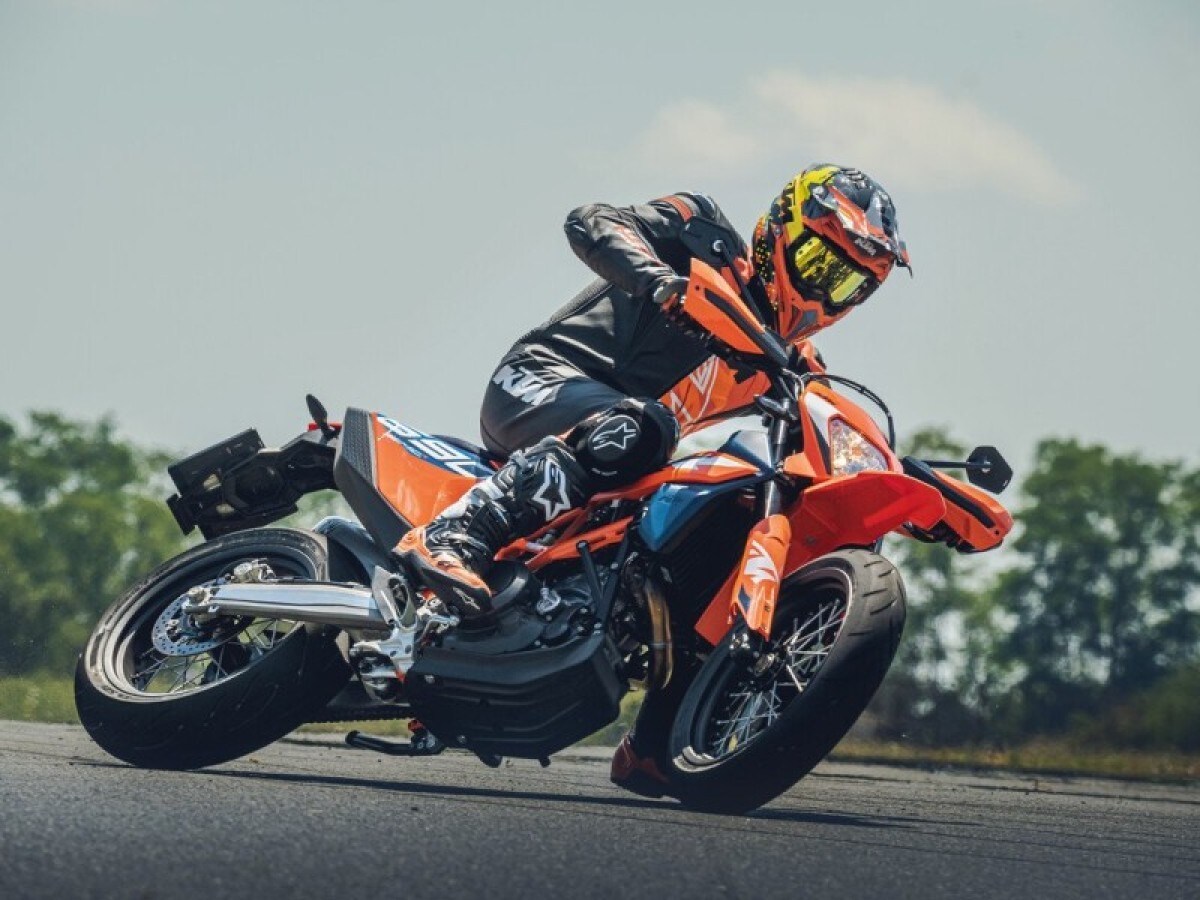 Used KTM 690 SMC R for sale - 78396797: Photo 8