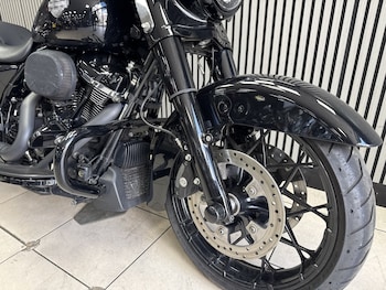 Used Harley-Davidson FLHRXS ROAD KING SP 2022 for sale - bike-78883407: Photo