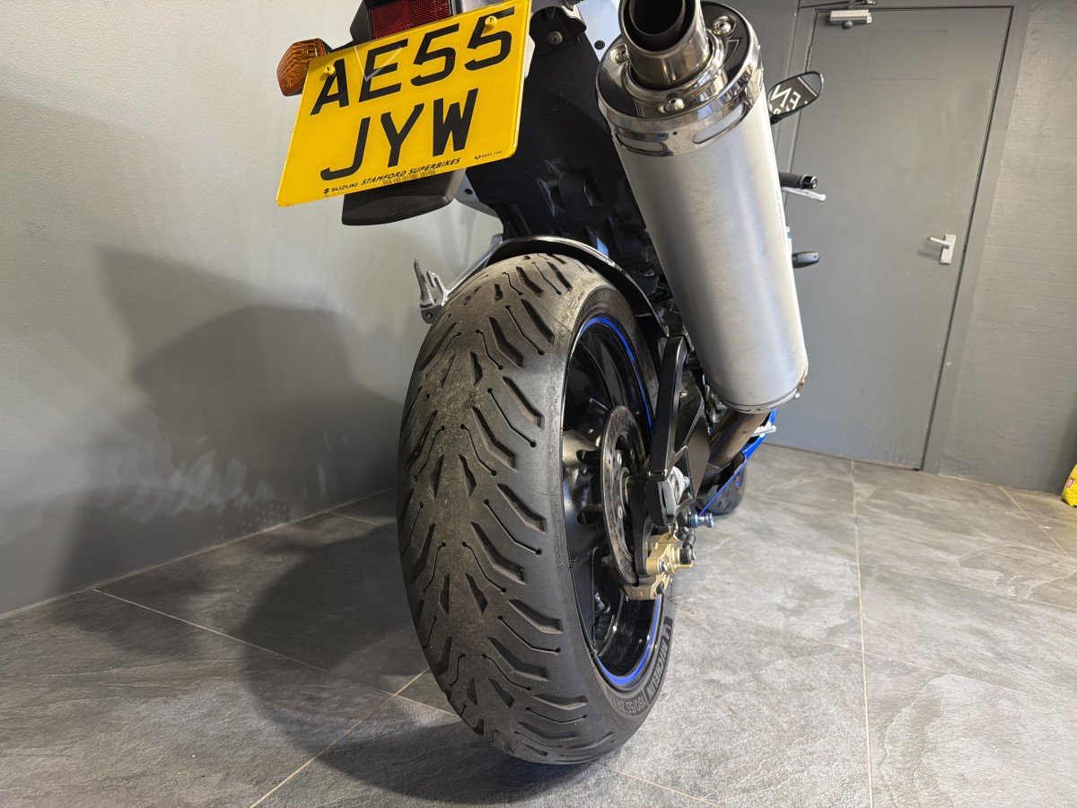 Used Suzuki GSX-R 600 2005 for sale - 78395643: Photo 6