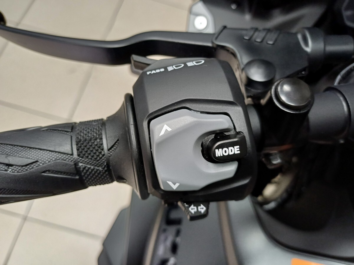 Used Suzuki GSX-8R for sale - 78394782: Photo 14