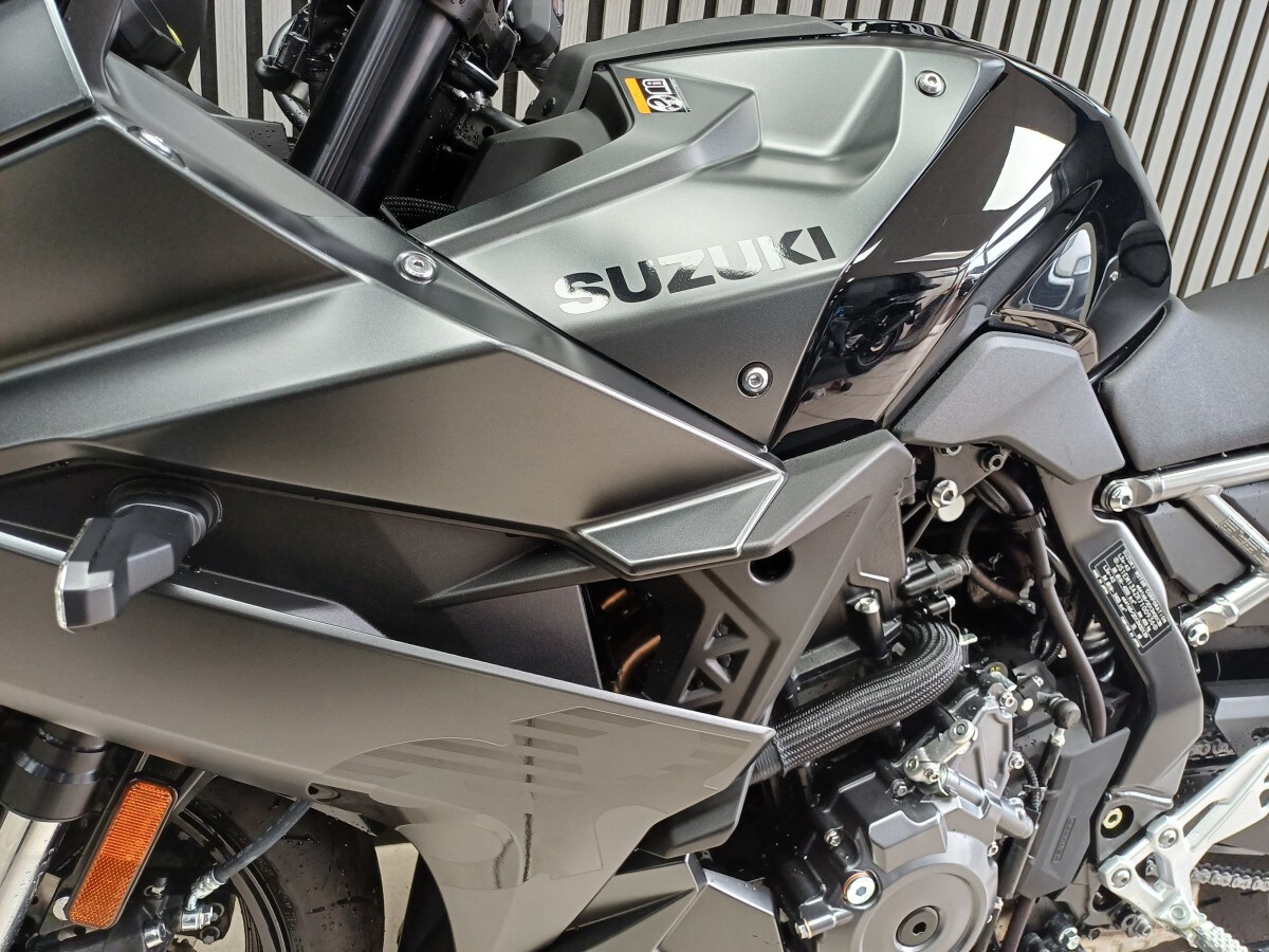 Used Suzuki GSX-8R for sale - 78394782: Photo 9