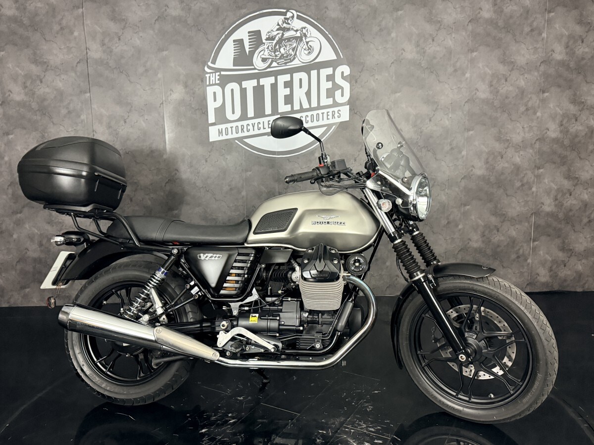 Used Moto Guzzi V7 STONE ABS 2015 for sale - 78403000: Photo 2