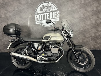 Used Moto Guzzi V7 STONE ABS 2015 for sale - bike-78403000: Photo