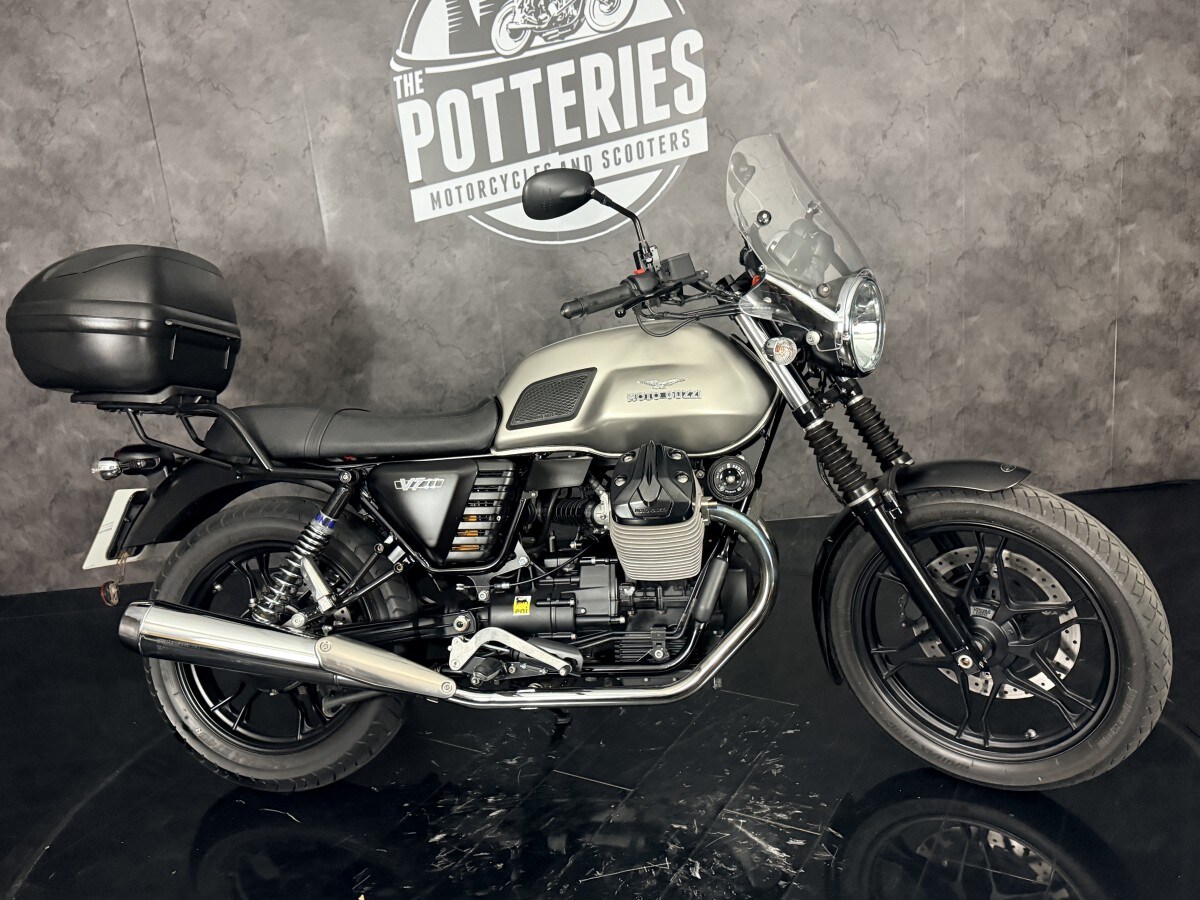 Used Moto Guzzi V7 STONE ABS 2015 for sale - 78403000: Photo 3