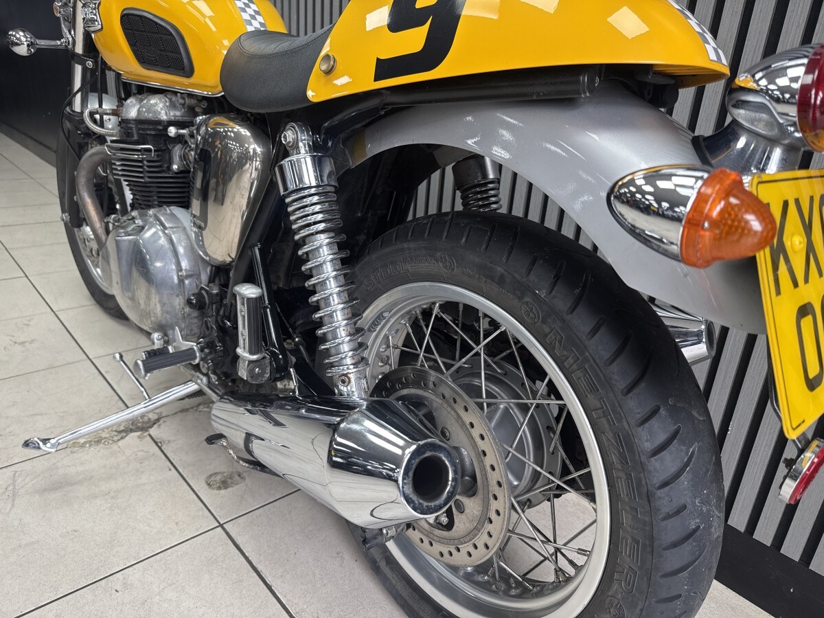 Used Triumph THRUXTON 865 2005 for sale - 78394974: Photo 17