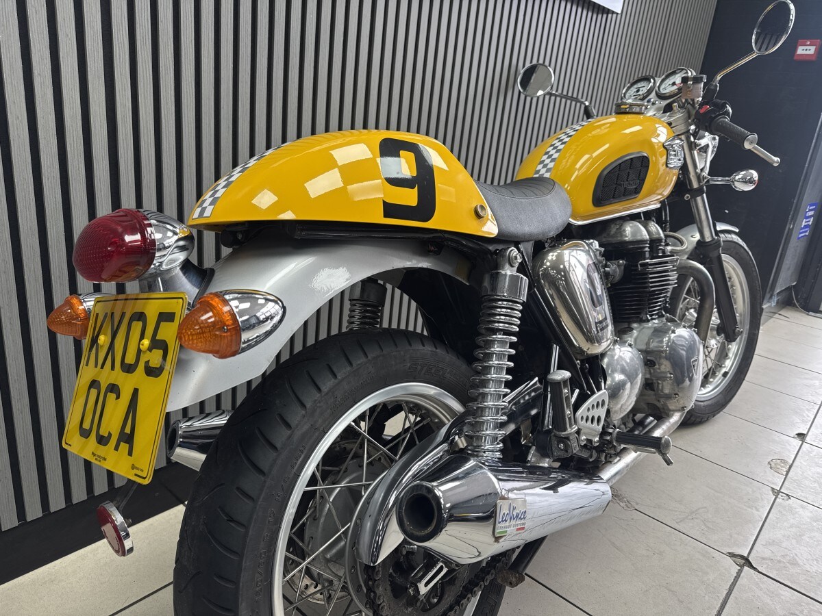 Used Triumph THRUXTON 865 2005 for sale - 78394974: Photo 6