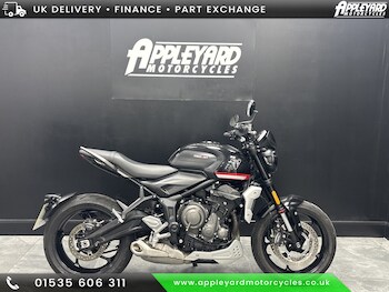 Used Triumph TRIDENT 2022 for sale - bike-78945205: Photo