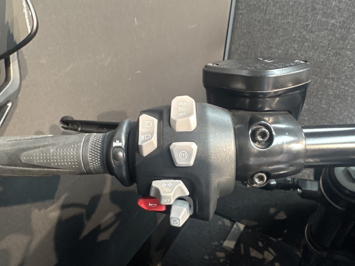 Used Triumph ROCKET III TFC 2020 for sale - 78497076: Photo 17