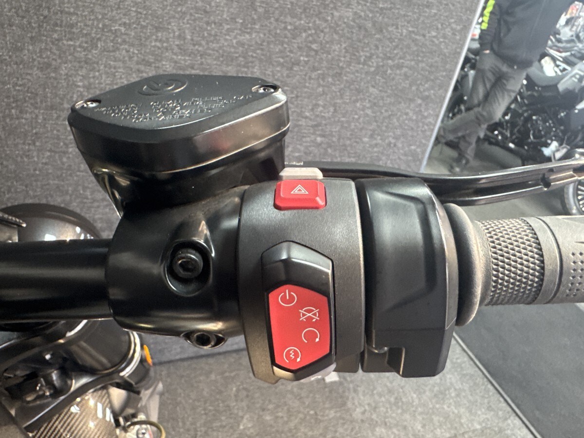 Used Triumph ROCKET III TFC 2020 for sale - 78497076: Photo 18