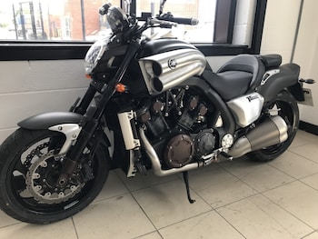 Used Yamaha VMAX 1700 undefined for sale - bike-78745965: Photo