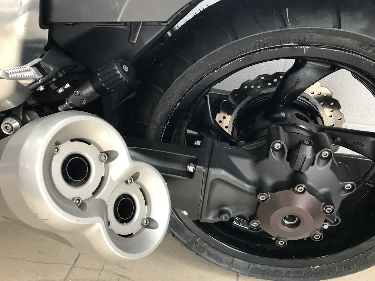 Used Yamaha VMAX 1700 for sale - 78745965: Photo 8