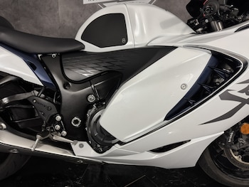 Used Suzuki GSX 1300 RRQM2 HAYAB 2022 for sale - bike-78497068: Photo