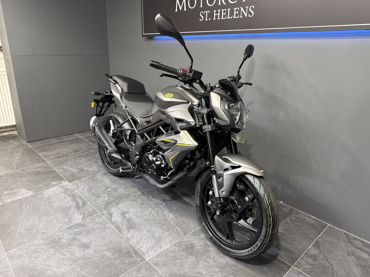 Used Benelli BN 125 for sale - 78394023: Photo 2