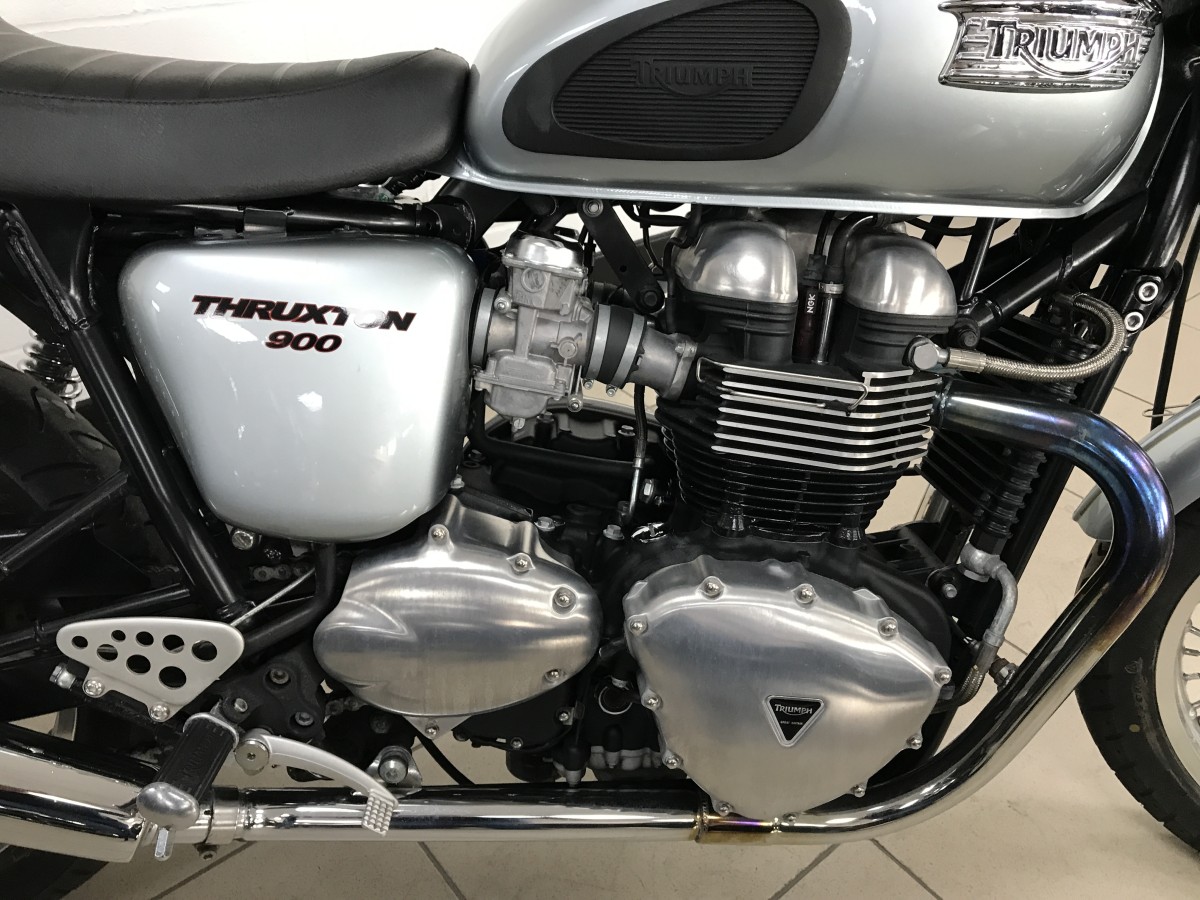 Used Triumph THRUXTON 2008 for sale - 78393437: Photo 10