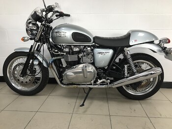 Used Triumph THRUXTON 2008 for sale - bike-78393437: Photo