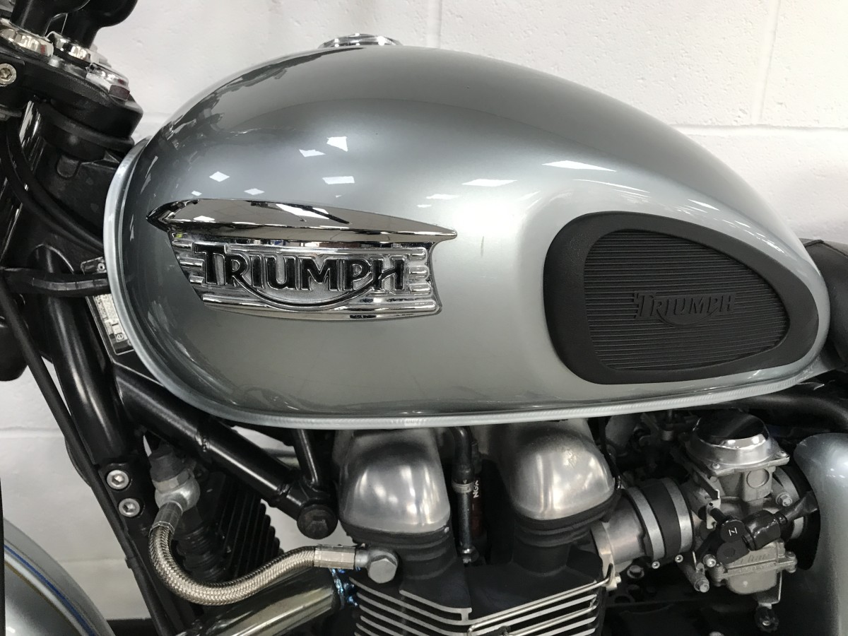 Used Triumph THRUXTON 2008 for sale - 78393437: Photo 8
