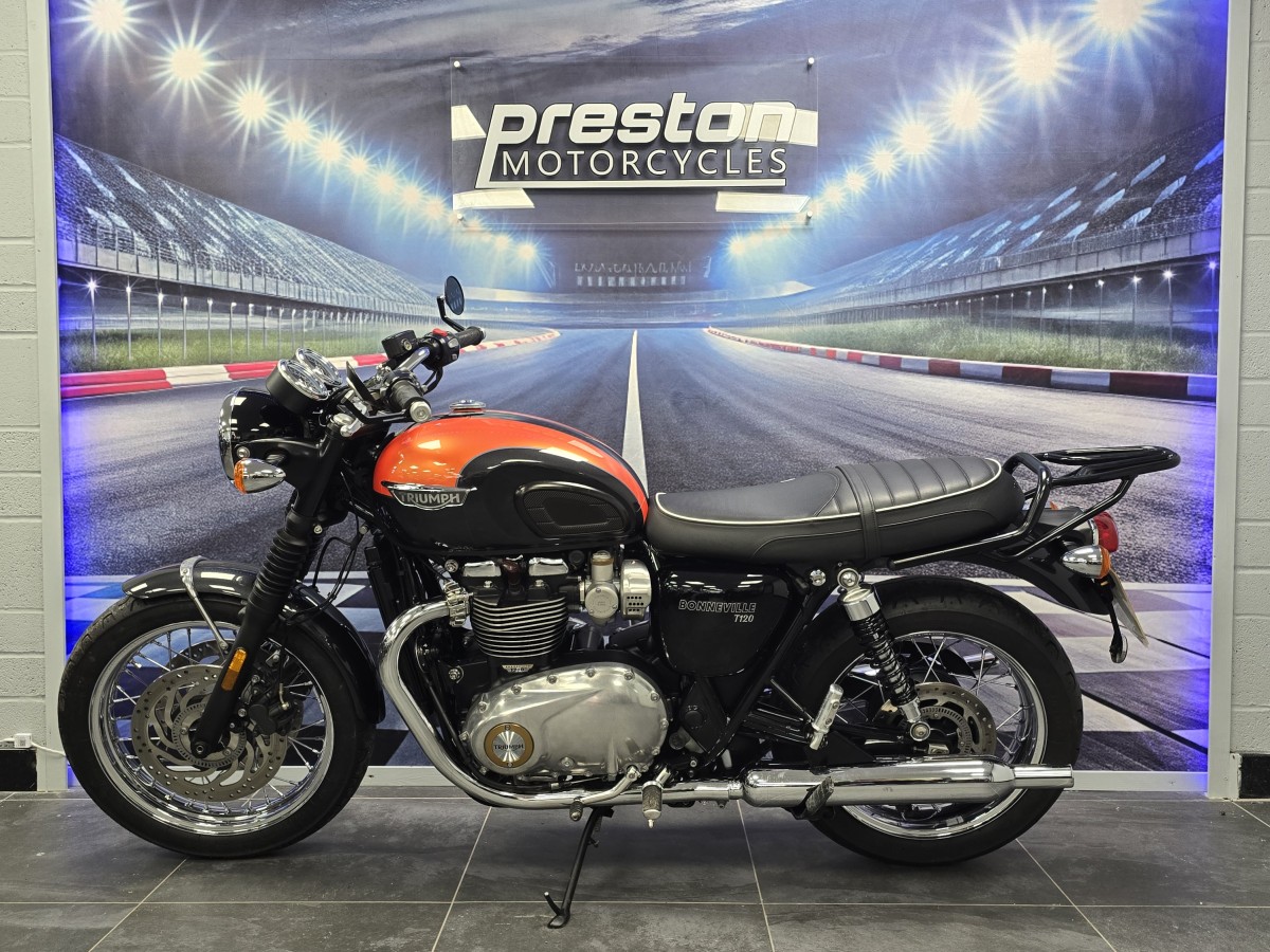 Used Triumph BONNEVILLE T120 2020 for sale - 78394178: Photo 4
