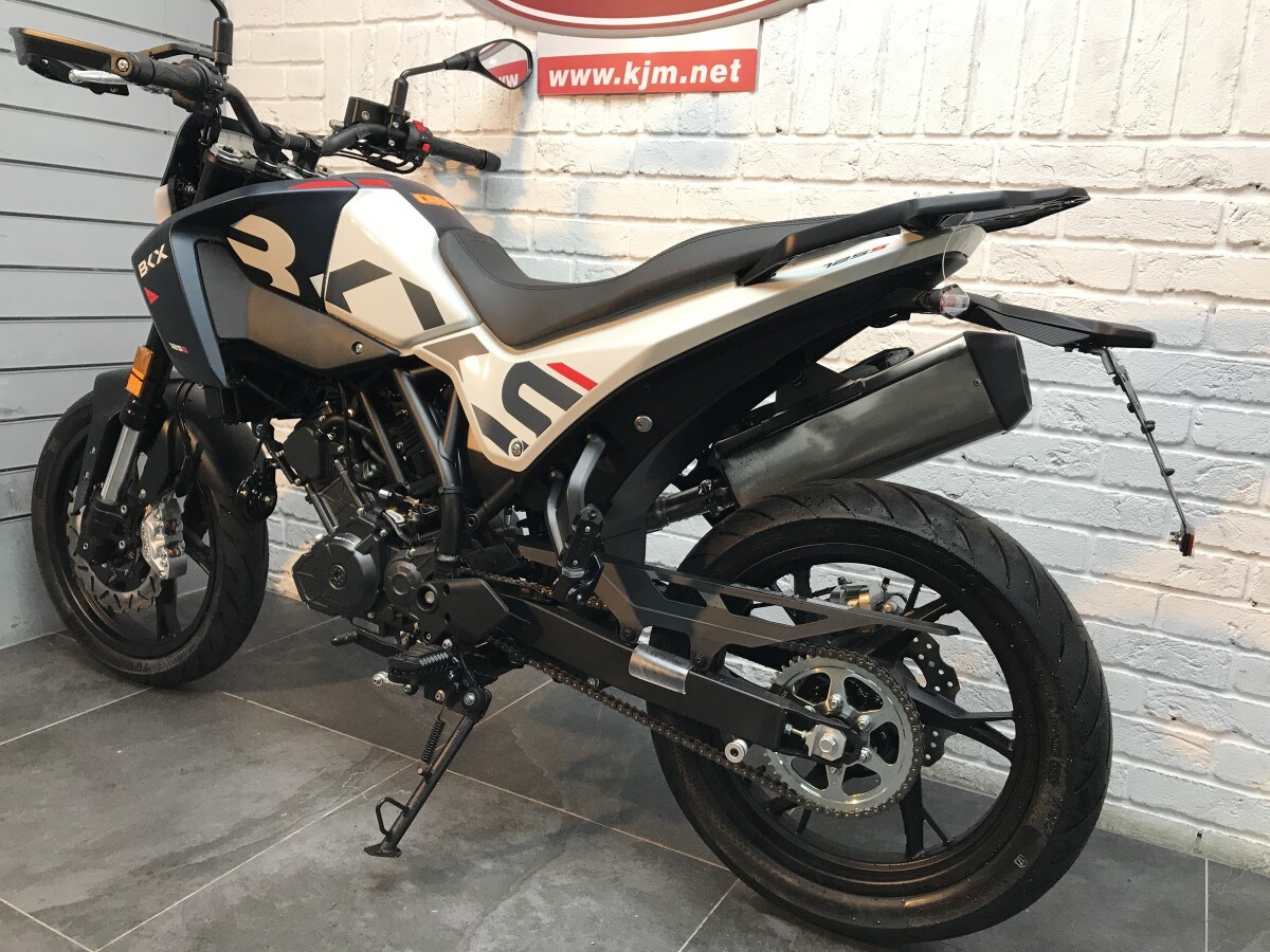 Used Benelli BKX 125 S for sale - 78396137: Photo 17