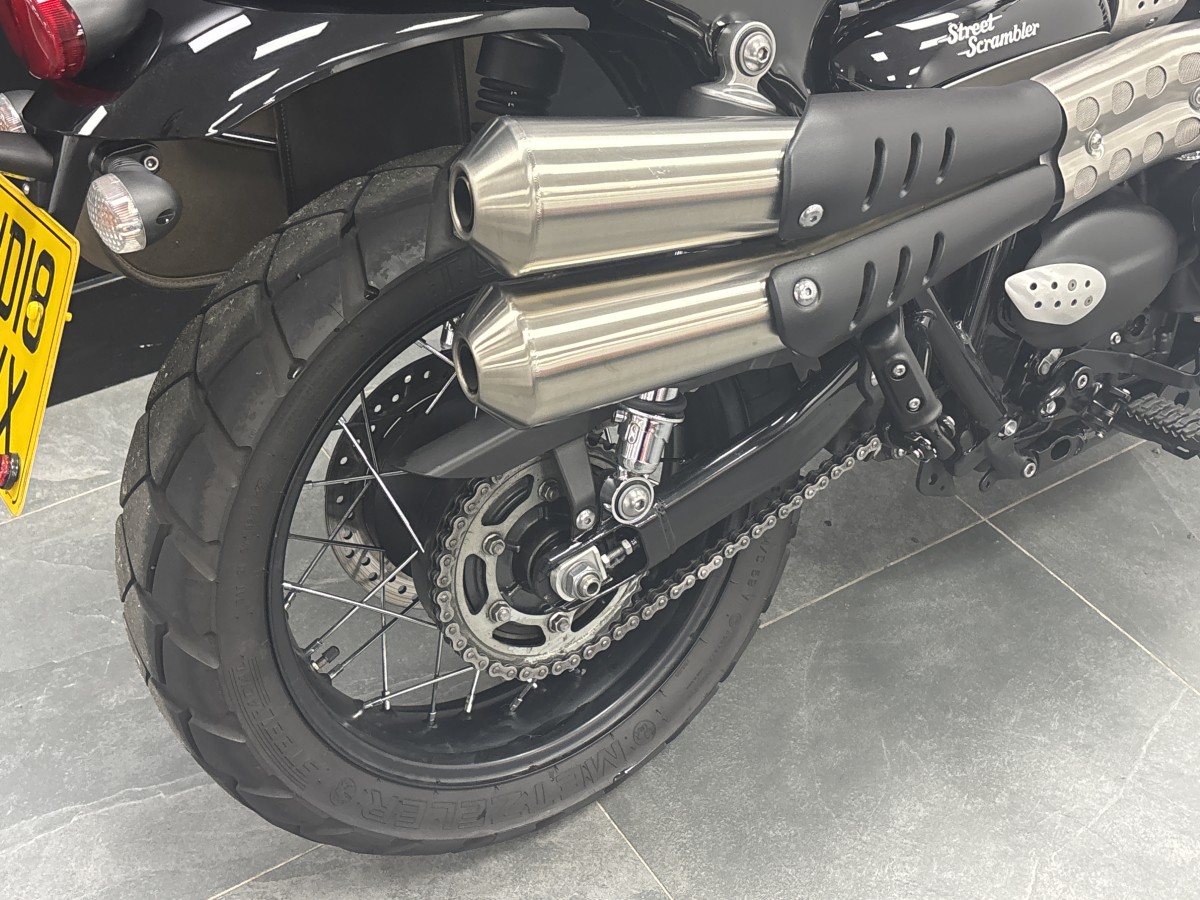 Used Triumph STREET SCRAMBLER 900 2018 for sale - 78393145: Photo 7