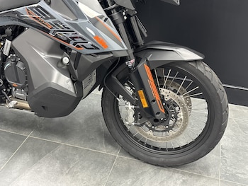 Used KTM 890 ADVENTURE 22 2023 for sale - bike-78395907: Photo
