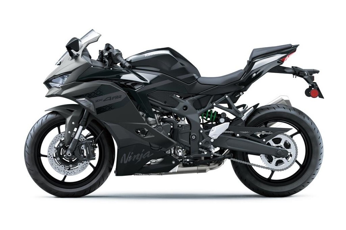 Used Kawasaki ZX-4RR ZX400STFAN (GY2/GN2) for sale - 78396927: Photo 4