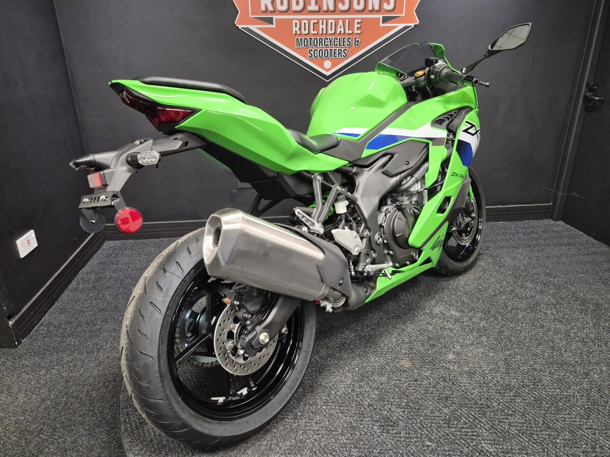 Used Kawasaki ZX-4RR ZX400STFAN (GY2/GN2) for sale - 78396927: Photo 6