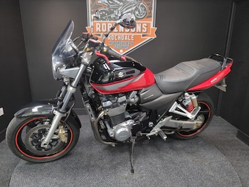 Used Suzuki GSX 1400 K5 2007 for sale - bike-78628912: Photo
