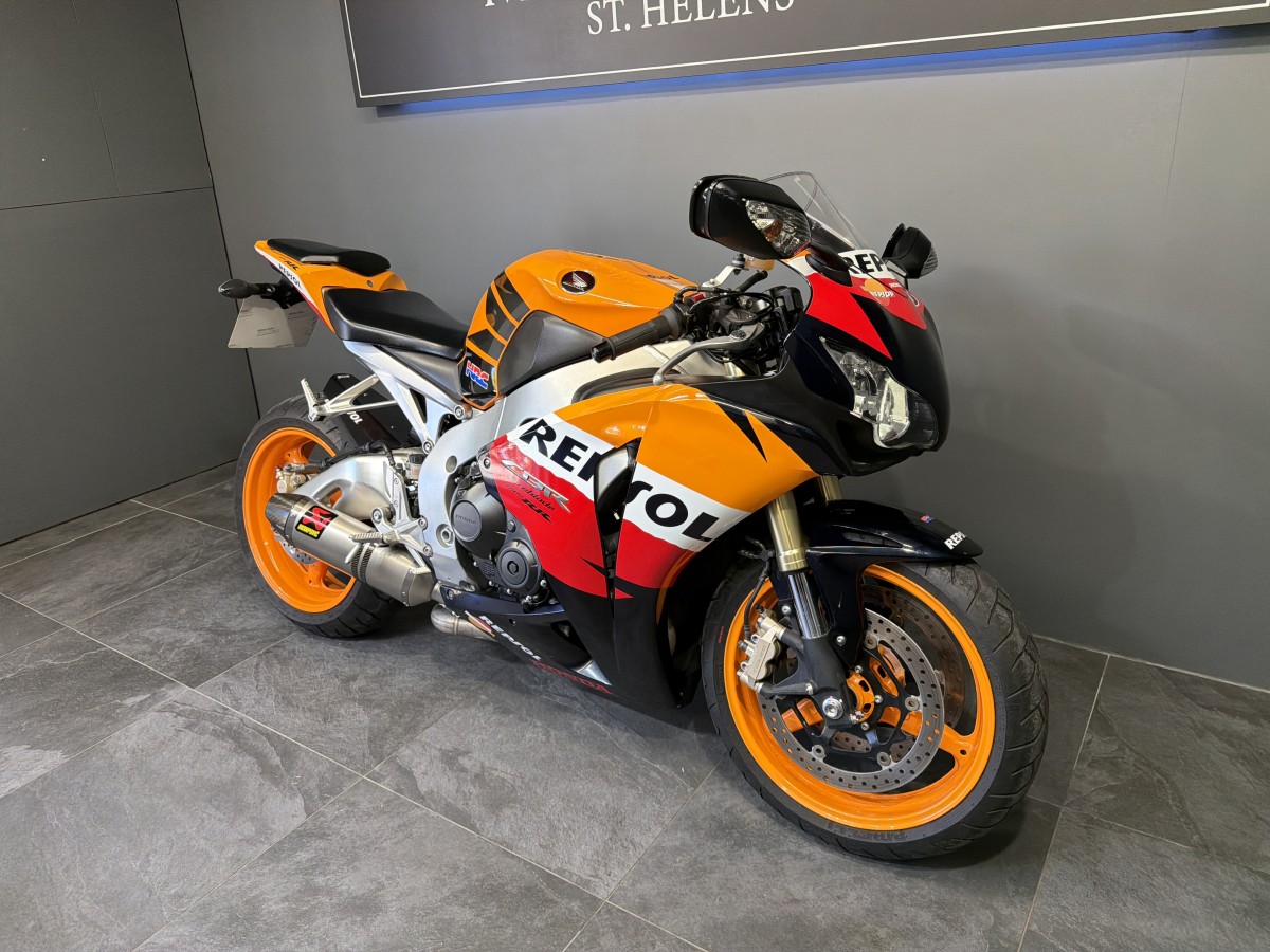 Used Honda CBR 1000 RR-9 2009 for sale - 78446124: Photo 2