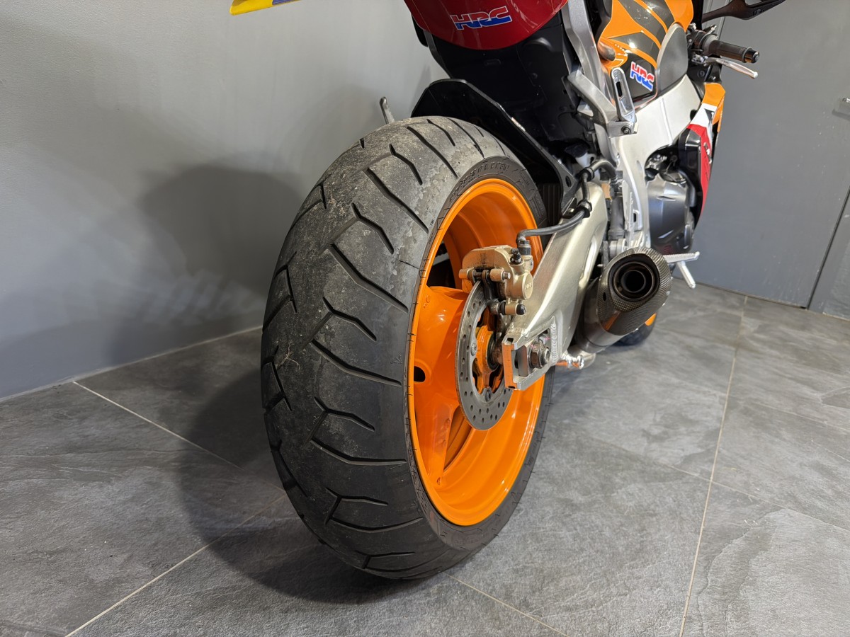 Used Honda CBR 1000 RR-9 2009 for sale - 78446124: Photo 6