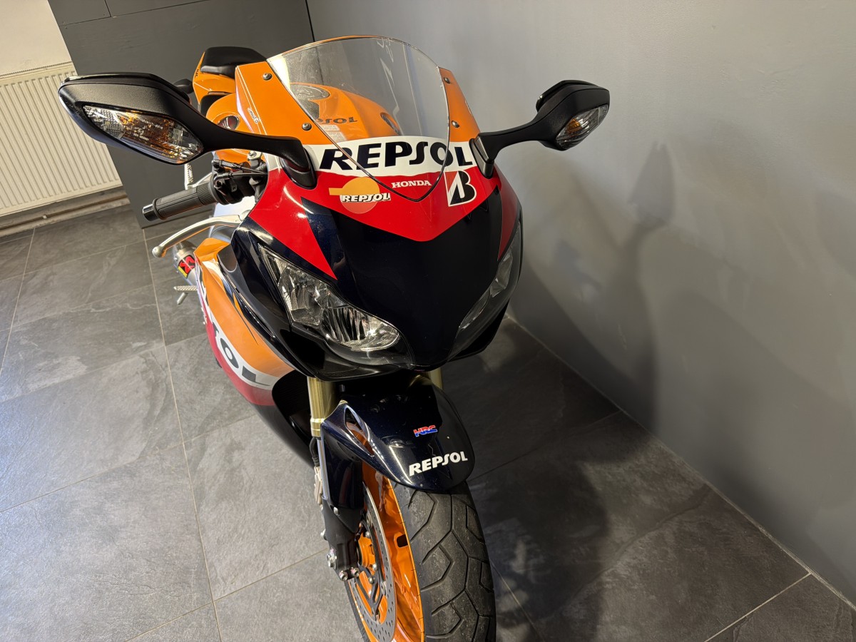 Used Honda CBR 1000 RR-9 2009 for sale - 78446124: Photo 9
