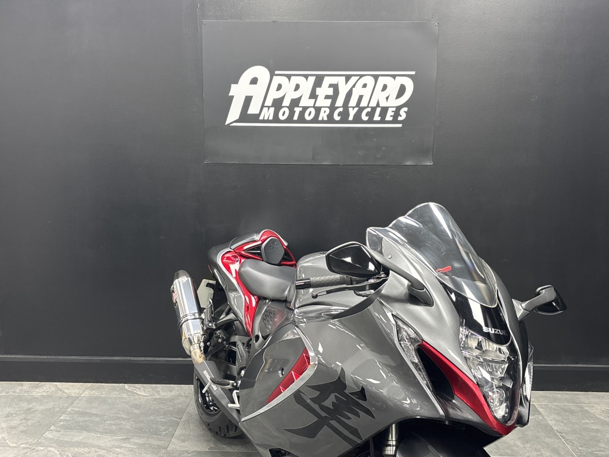 Used Suzuki GSX1300R HAYABUSA 2023 for sale - 78395277: Photo 2