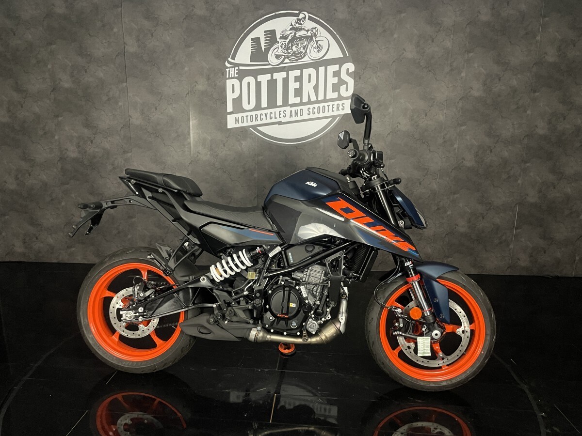 Used KTM 125 Duke for sale - 78396657: Photo 2