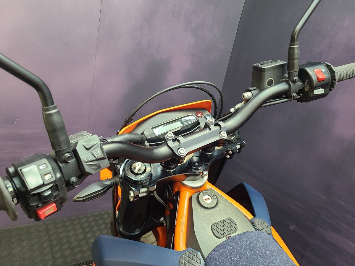 Used KTM 690 SMC R 24 2024 for sale - 78394620: Photo 7