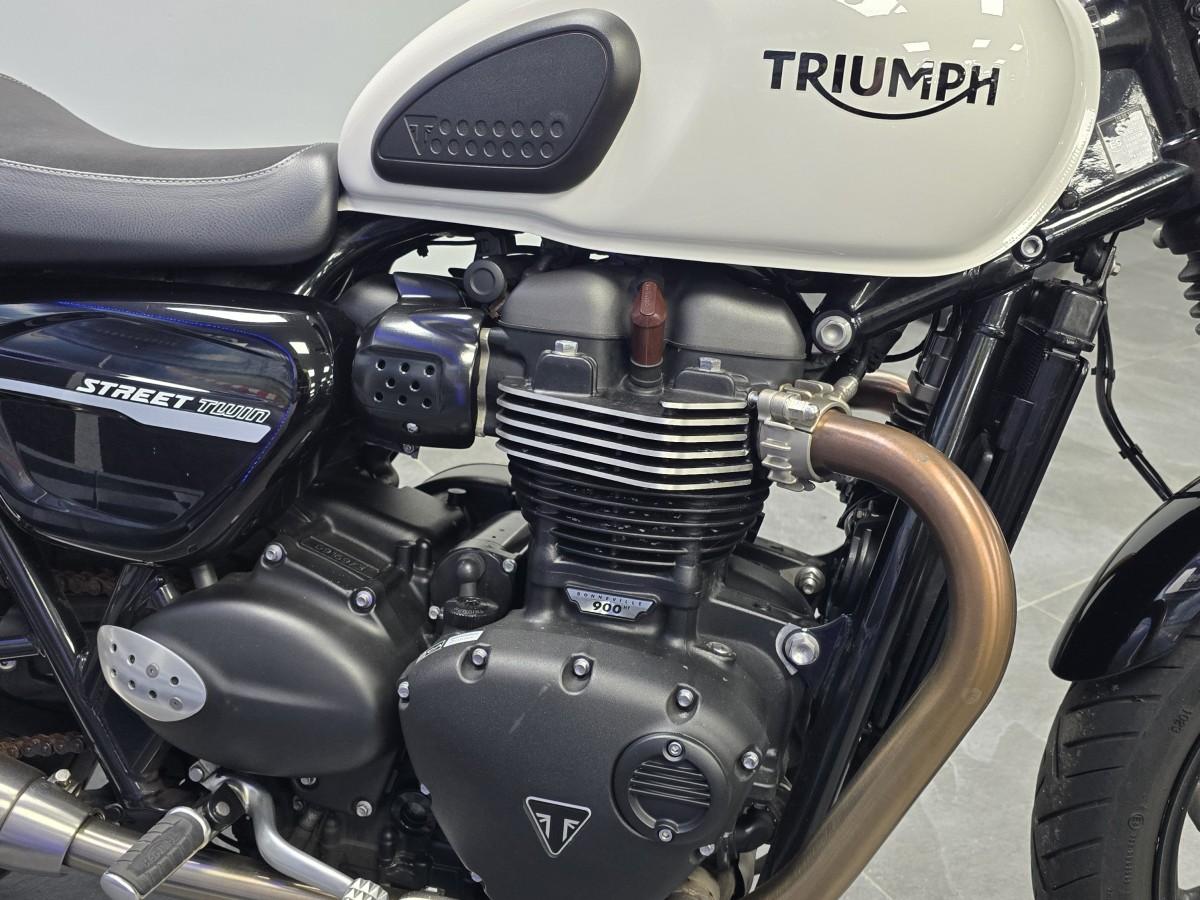 Used Triumph BONNEVILLE STREET TWIN 2020 for sale - 78394180: Photo 7