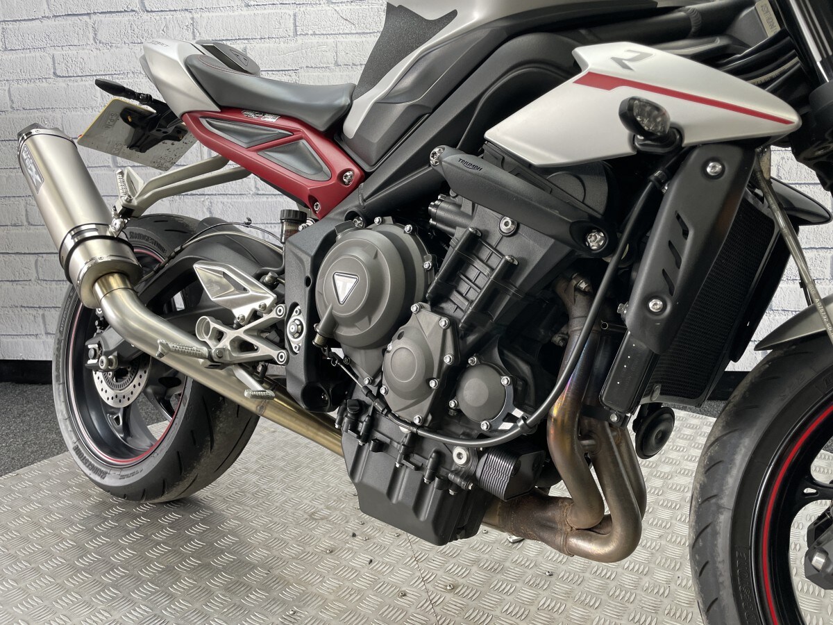 Used Triumph STREET TRIPLE R 2019 for sale - 78393401: Photo 9