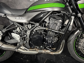 Used Kawasaki ZR 900 EKF CAFE 2019 for sale - bike-79125383: Photo
