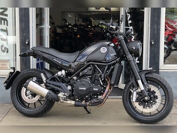 Used Benelli Leoncino 500 undefined for sale - bike-78395963: Photo