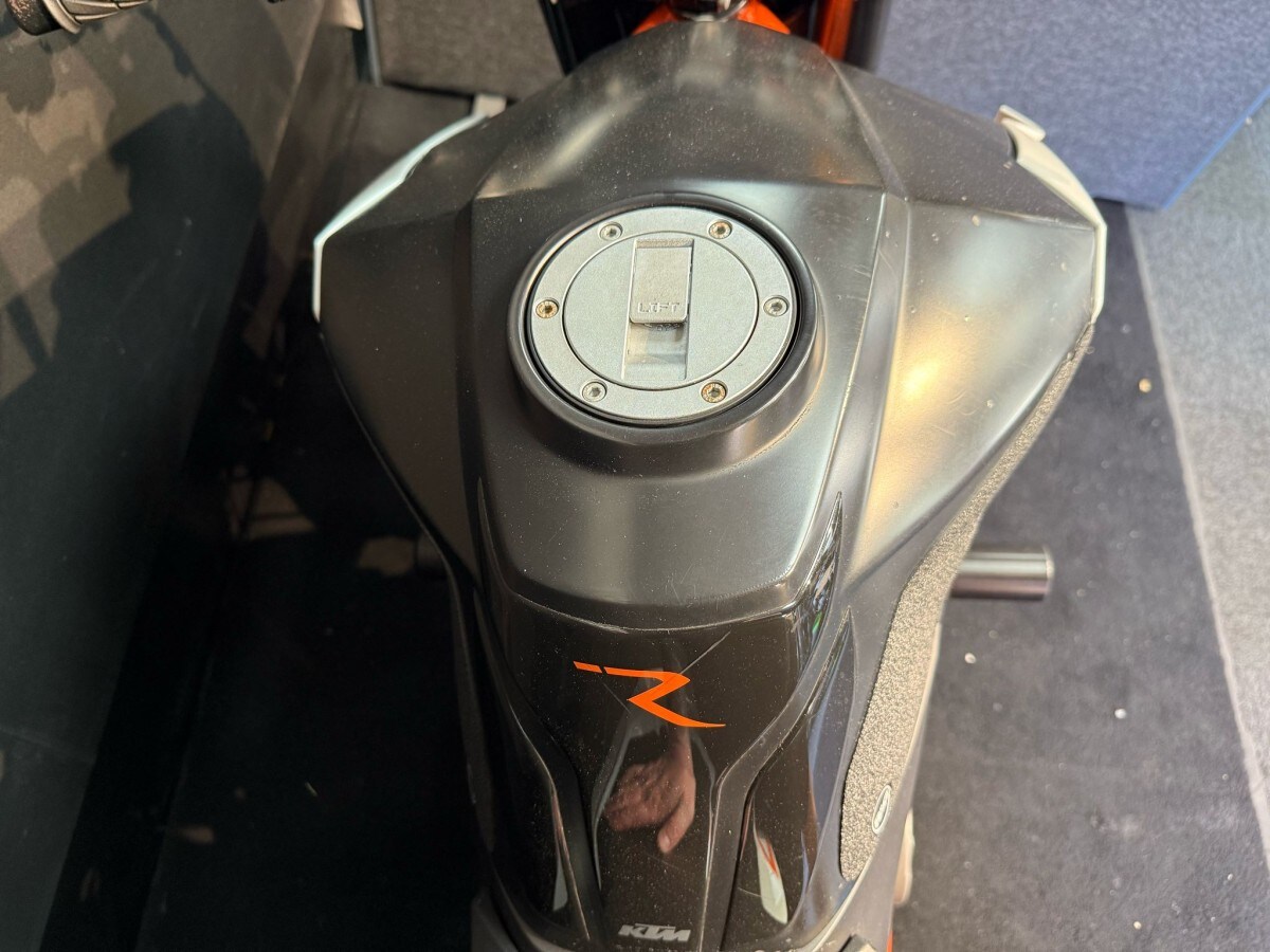 Used KTM 990 SUPERDUKE R 2010 for sale - 78394042: Photo 18