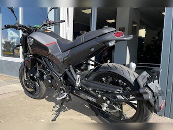 Used Benelli Leoncino 125cc undefined for sale - bike-78395947: Photo