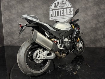 Used Aprilia Tuono 1100 undefined for sale - bike-78397207: Photo