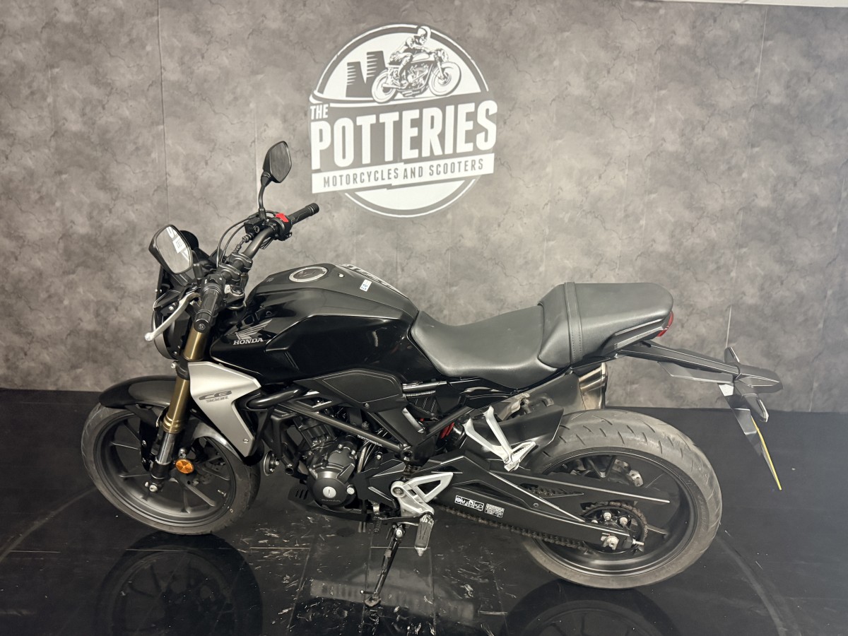 Used Honda CBF 300 NA-K 2021 for sale - 78489441: Photo 9