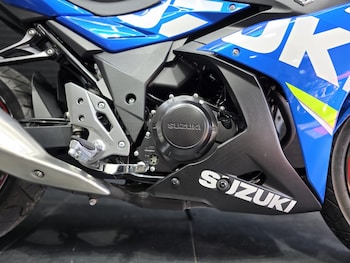 Used Suzuki GSX 2019 for sale - bike-78683460: Photo