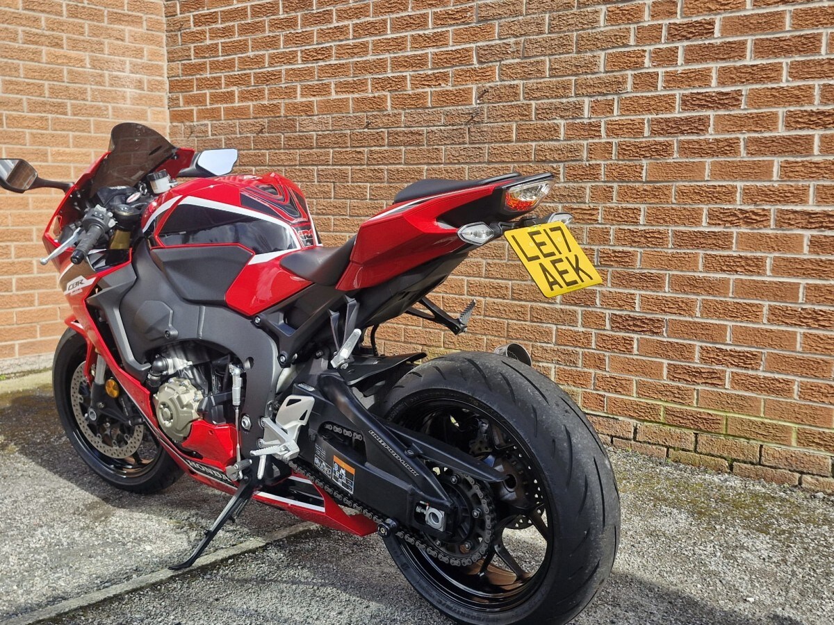 Used Honda CBR 1000 RR FIREBLADE 2017 for sale - 78394269: Photo 12