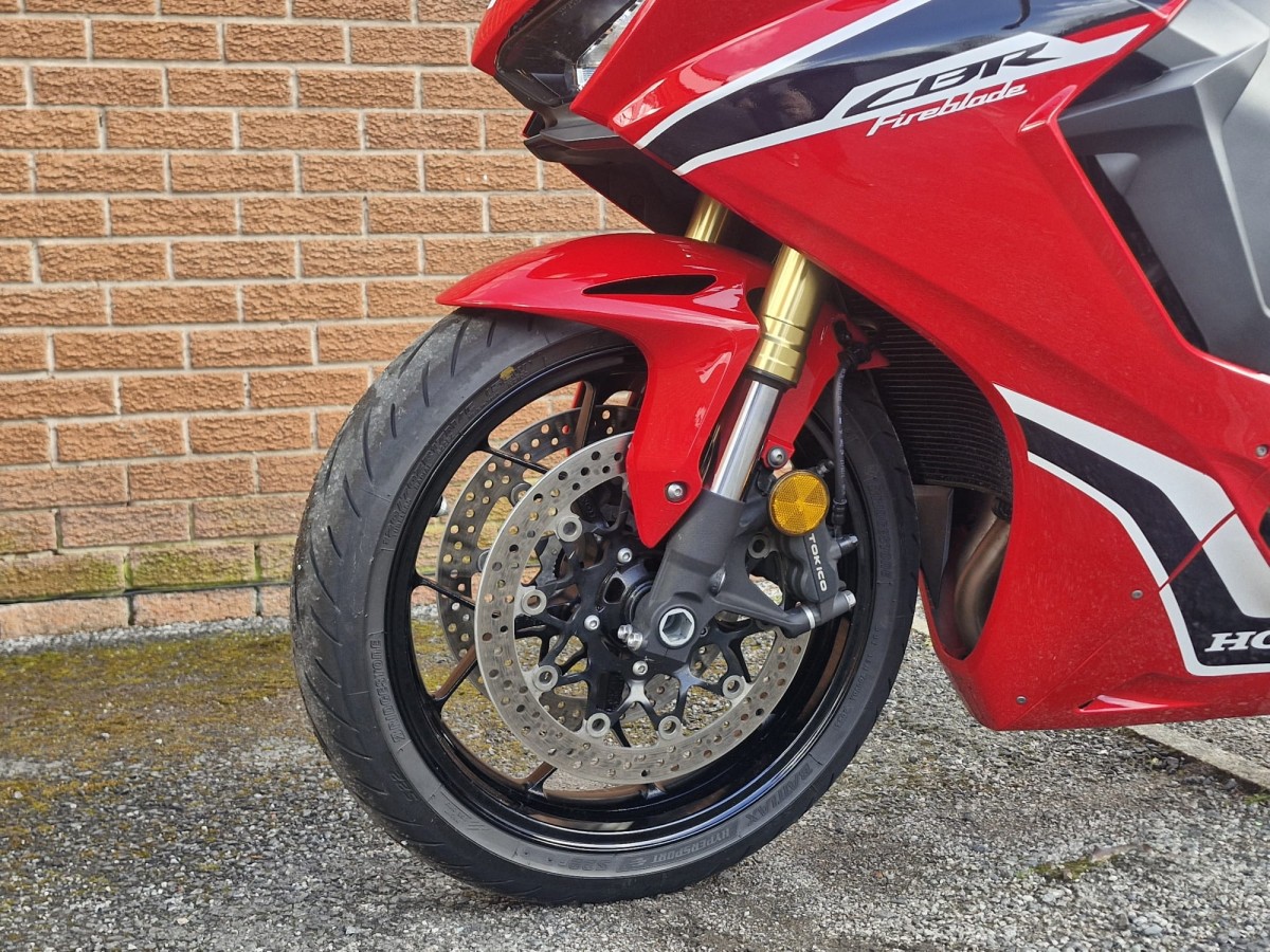 Used Honda CBR 1000 RR FIREBLADE 2017 for sale - 78394269: Photo 7